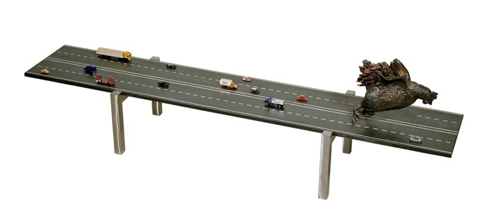 2006 - CHICKENRUN acciaio, ferro, ceramica, automobiline cm 210 x 37 x 33